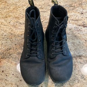 Dr. Martens Air Wave Black Boots 10M